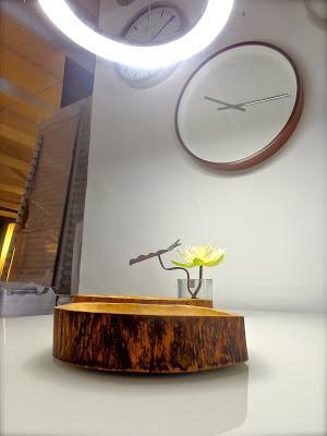 CUANDO ENTRO EN UNA TIENDA... CUANDO ENTRO EN UNA TIENDA...