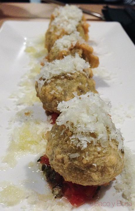 Croquetas de gorgonzola Artesans Born Baco y Boca