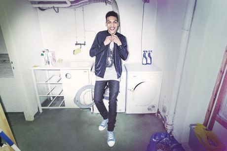 Cheap Monday presenta 'Borrowed Jeans'