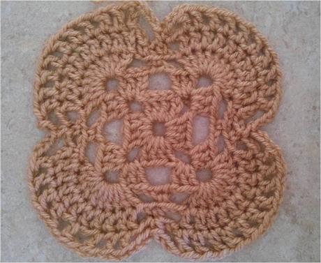 Una idea fácil y rápida para hacer un pareo para el verano a ganchillo (An easy idea to make a crochet beach wrap or loincloth)