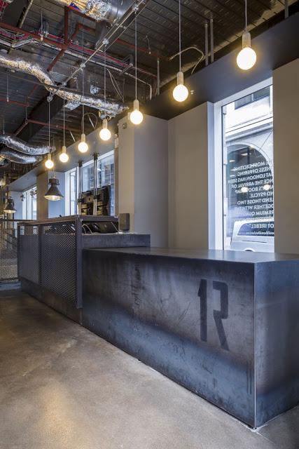 Diseño industrial en el interiorismo de este Gimnasio en Londres