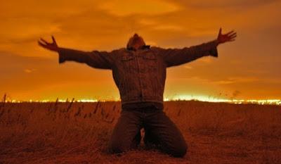 ¡MENUDO CLAMOR! (DE PENA)