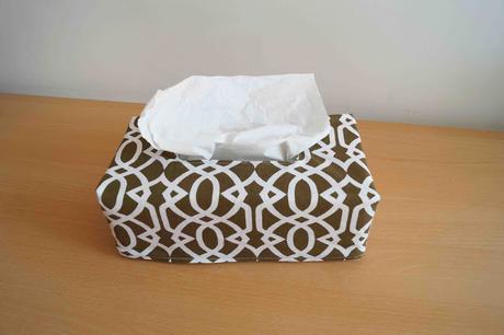 Tutorial: funda de tela de caja de pañuelos / Fabric tissue box cover