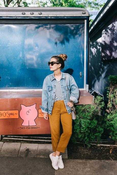 Portland-Striped_Top-ISabel_Marant_Sneakers-Denim_Jacket-Collage_on_The_Road-Street_Style-Usa_Road_Trip-30