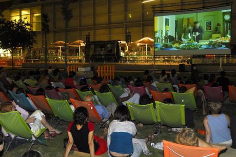 CINE AL AIRE LIBRE EN L'ILLA DIAGONAL