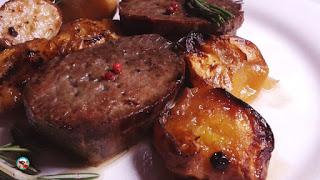 Asado con melocotones