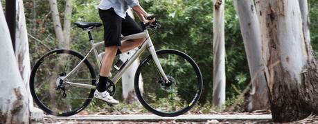 V Series, línea de bicicletas de carretera para aventuras de Felt que se presentará en el catálogo 2016