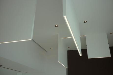 NUEVAS IMÁGENES DE OBRA DEL INTERIORISMO DISEÑADO PARA UNA VIVIENDA A-CERO EN MADRID