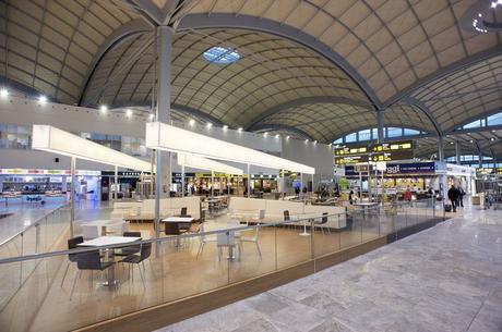 Aeropuerto de Alicante (ALC) en Elche, Valencia http://www.aena-aeropuertos.es/csee/Satellite/Aeropuerto-Alicante/es/Alicante-Elche.html