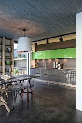 Casa con Acabados Rusticos