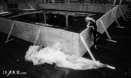 Elsa Hosk posa para DuJour Magazine