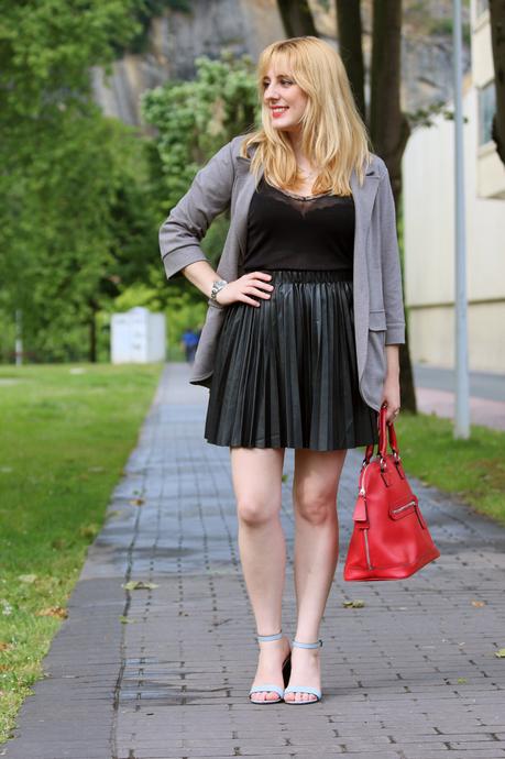 Primavera en lencería y cuero