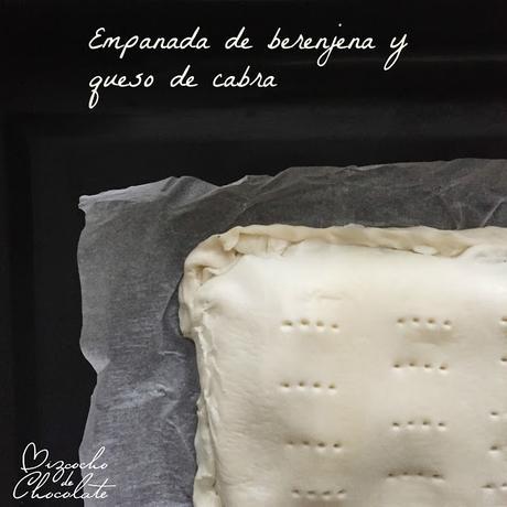 Empanada de berenjena y queso de cabra