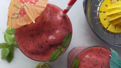 Sobre el arte de hacer smoothies y mi smoothie strawberry fields