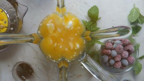 Sobre el arte de hacer smoothies y mi smoothie strawberry fields