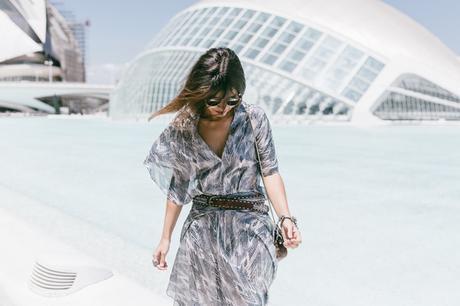 Tomorrowland-Valencia-Maje-Long_Dress-Snake_Bag-Silver_Sandals-Outfit-Street_Style-11