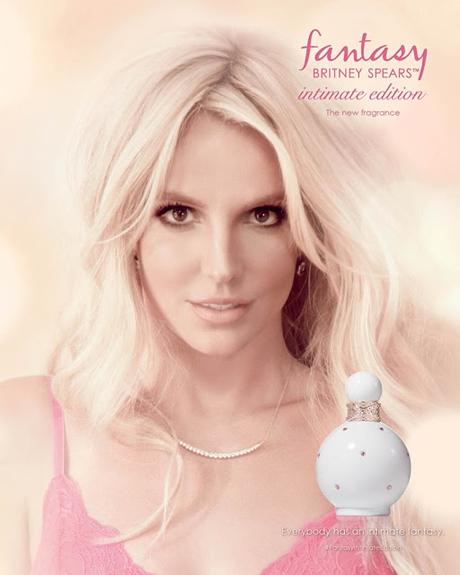 Britney Spears presume de nuevo corte de pelo para la campaña de su nuevo perfume