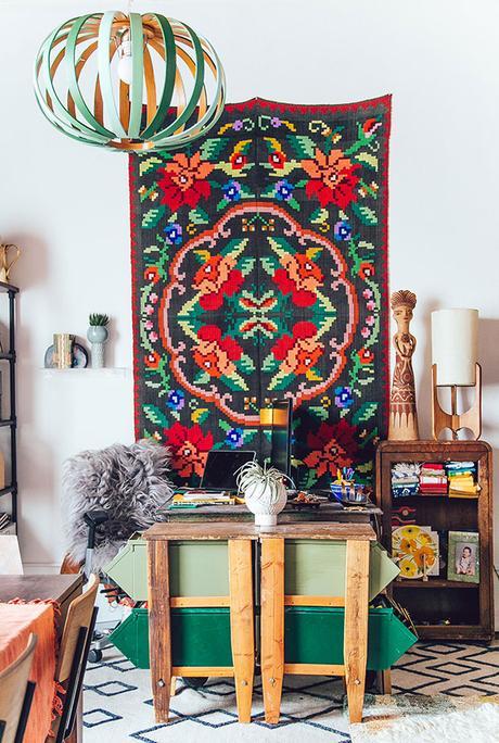 Boho Studio.Trabajando en un espacio plagado de color Estudio Boho lleno de color