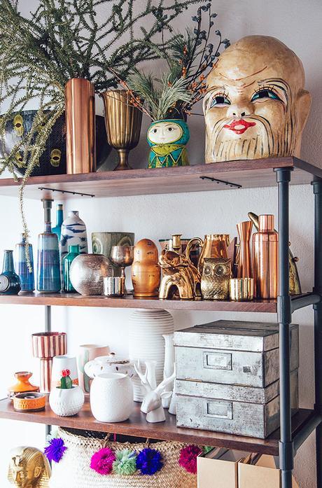 Boho Studio.Trabajando en un espacio plagado de color Shelves boho