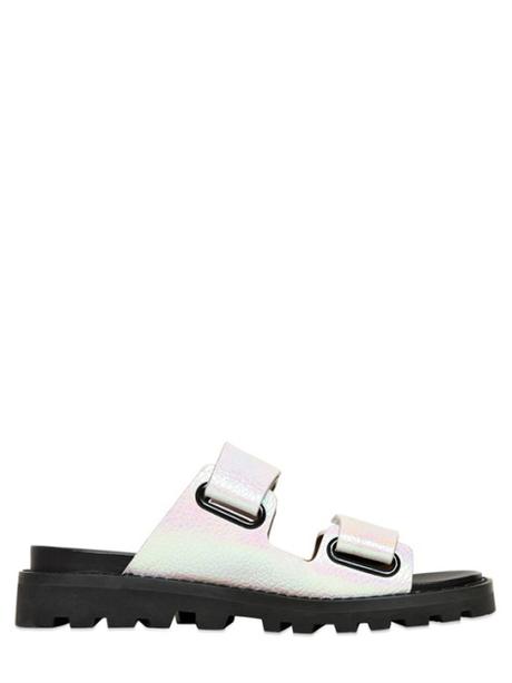 b6cb03d7-4233-406d-954b-546447ba8065