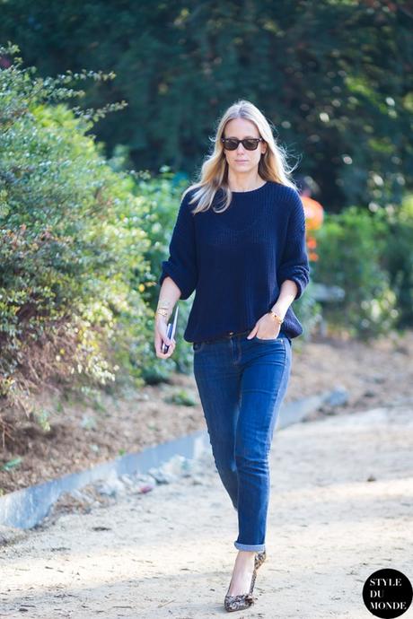 Enseñar tobillo es el truco definitivo para llevar vaqueros en primavera