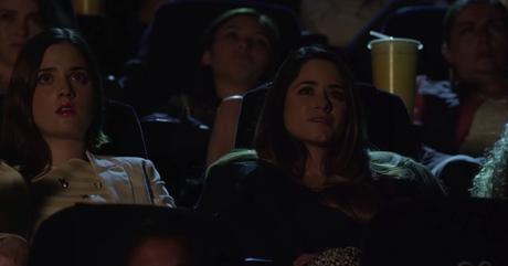 L’Oréal hace llorar a 100 mujeres en el cine para demostrar la resistencia de su maquillaje