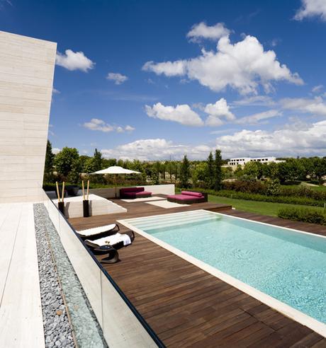 PISCINAS EXTERIORES DE A-CERO