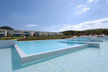 PISCINAS EXTERIORES DE A-CERO