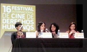 De izquierda a derecha, Natalia Cortesi, Giovanna Pino, Florencia Santucho, Diana Martínez Tancredi en la conferencia de prensa que brindaron ayer en la sala de cine de la Alianza Francesa.