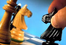 Cómo se genera la estrategia a partir de la decisión del empresario?