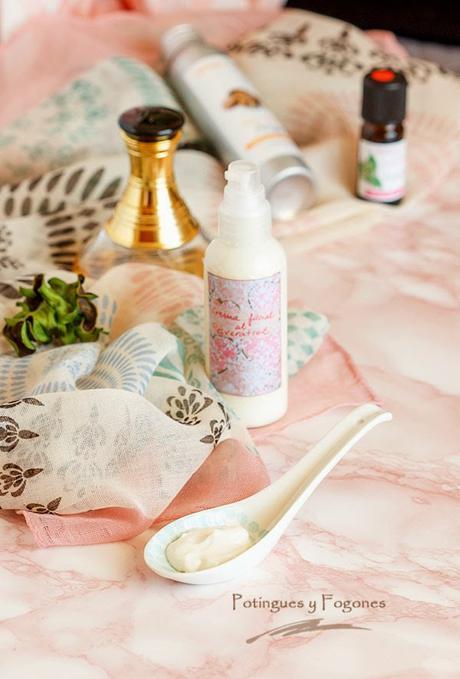 Crema fluida antiedad al Resveratrol pieles sensibles