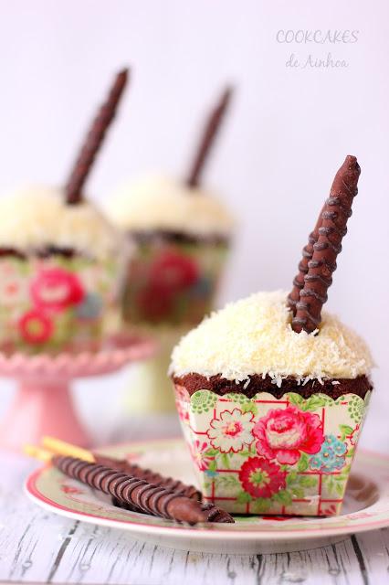 CUPCAKES DE CHOCOLATE Y COCO