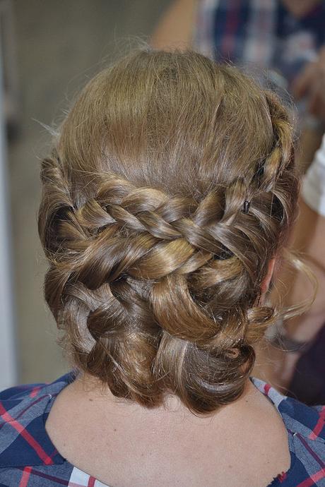 Peinados, tocados y maquillajes para Invitadas de boda