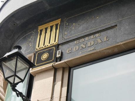 CARRER COMTAL , A LA BARCELONA D' ABANS, D' AVUI I DE SEMPRE...13-06-2015...!!!