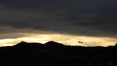 De noche, tras la lluvia