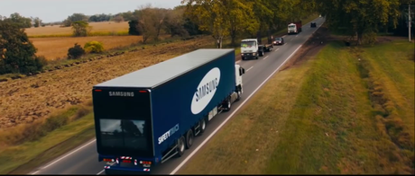 Samsung Argentina presento una original propuesta tecnológica para sobrepasar camiones en las rutas