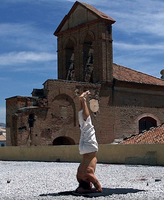 Programa Internacional Yoga Málaga, domingo, junio. ¿Qué lugar Málaga este? Averígualo consigue inscripción gratis para Seminario 