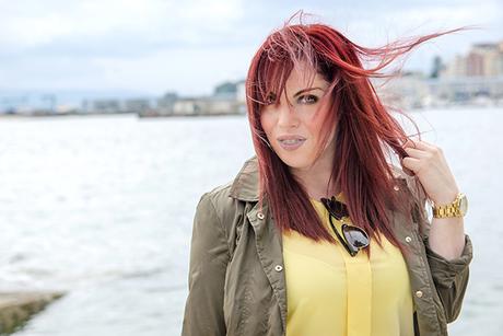 Look de estilo safari - chic con parka de Massimo Dutti