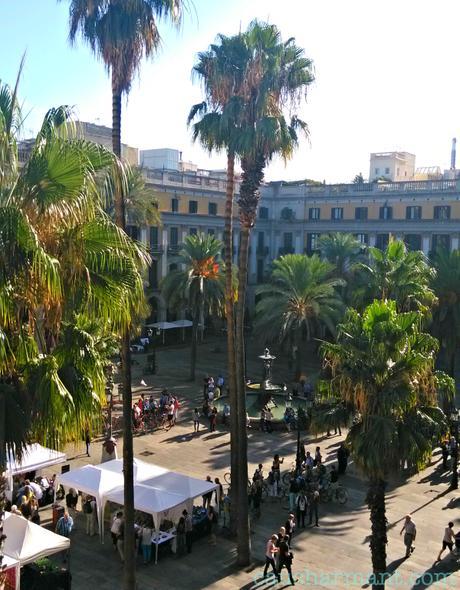 lugares con encanto plaza real plaça reial Barcelona gaudí 