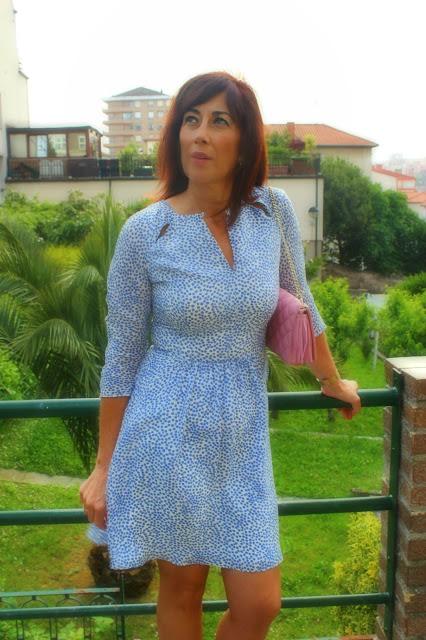 MIS LOOKS - VESTIDO AZUL PEDRO DEL HIERRO