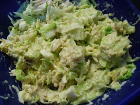 HUEVOS RELLENOS CON POLLO HUEVOS RELLENOS CON POLLO