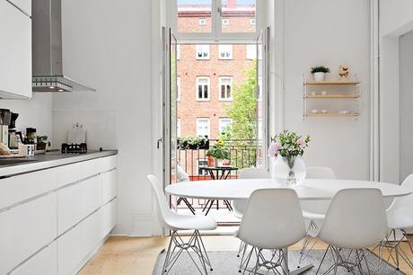 MI NUEVO COMEDOR: SILLAS EAMES DSR MI NUEVO COMEDOR: SILLAS EAMES DSR