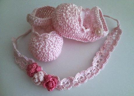 ZAPATITOS DE BEBE SARA