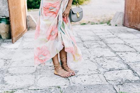 Long_Dress-ChicWish-Floral_Print-Lace_Up_Sandals-Chloe_Girls-Outfit_Street_Style-Naturalis_Bio_Resort-18