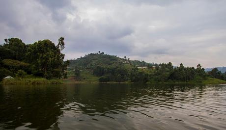 De la paz más absoluta al completo desorden - Lago Bunyonyi y Kampala