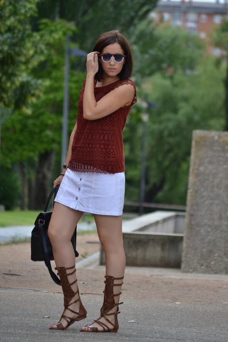 Falda trapecio + romanas Falda trapecio + romanas