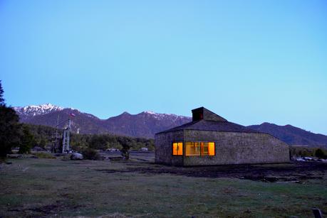 Quincho Gorro Capucha, Chile