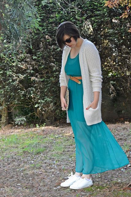 VESTIDO SEMITRANSPARENTE
