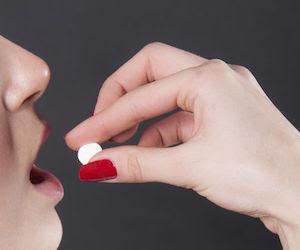 Automedicación peligrosa: Volar al infierno a bordo de una pastilla