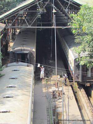 Yangón; el Lago Kandawgyi